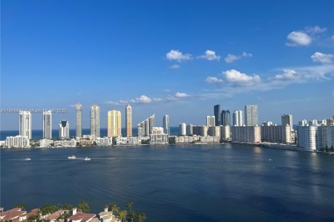 Купить кондоминиум в Авентура, Флорида 4 спальни, 299.33м2, № 1973844 - фото 1