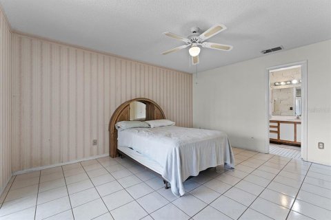 House in Orlando, Florida 3 bedrooms, 149.76 sq.m. № 1787571 - photo 18