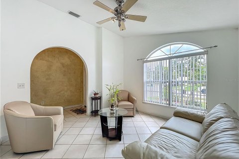 House in Winter Garden, Florida 4 bedrooms, 174.84 sq.m. № 1774963 - photo 9