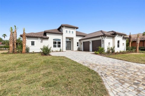Купить виллу или дом в Палм-Кост, Флорида 8 комнат, 266.16м2, № 1724530 - фото 2