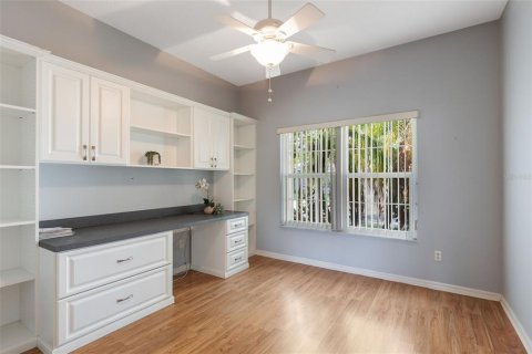 House in Leesburg, Florida 2 bedrooms, 174.66 sq.m. № 1878132 - photo 18