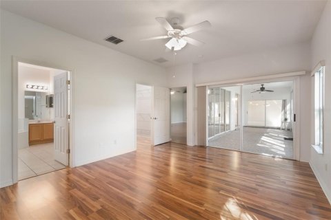 House in Leesburg, Florida 2 bedrooms, 174.66 sq.m. № 1878132 - photo 16