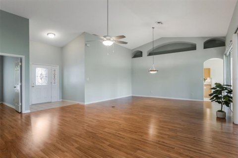 House in Leesburg, Florida 2 bedrooms, 174.66 sq.m. № 1878132 - photo 8
