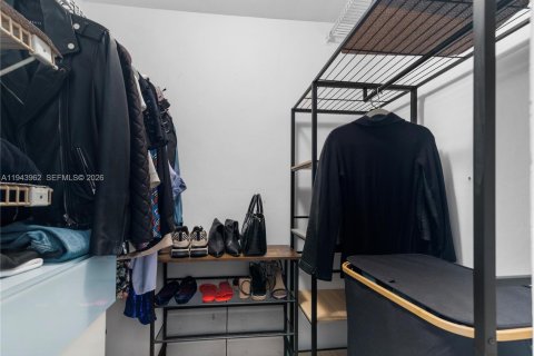 Condominio en venta en Aventura, Florida, 2 dormitorios, 107.49 m2 № 2000838 - foto 10