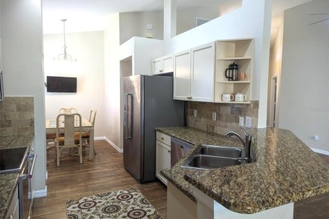House in Sarasota, Florida 2 bedrooms, 155.15 sq.m. № 1856248 - photo 3