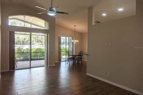 House in Sarasota, Florida 2 bedrooms, 155.15 sq.m. № 1856248 - photo 22