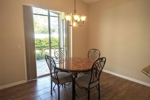 House in Sarasota, Florida 2 bedrooms, 155.15 sq.m. № 1856248 - photo 7