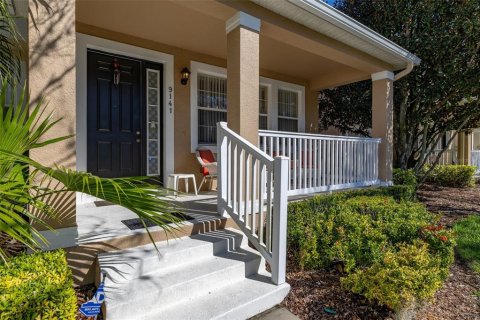 Townhouse in Orlando, Florida 4 bedrooms, 139.73 sq.m. № 1747735 - photo 4
