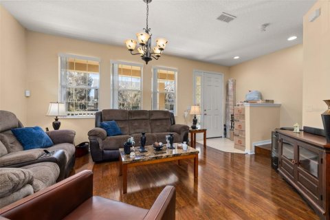 Townhouse in Orlando, Florida 4 bedrooms, 139.73 sq.m. № 1747735 - photo 11