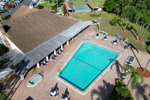 Condo in New Port Richey, Florida, 2 bedrooms  № 1747041 - photo 27