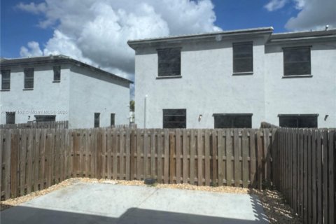 Touwnhouse à louer à Homestead, Floride: 3 chambres, 123.65 m2 № 1944603 - photo 23