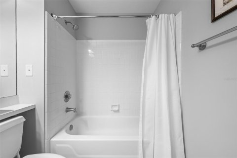 Copropriété à vendre à Tampa, Floride: 2 chambres, 107.21 m2 № 2205573 - photo 30