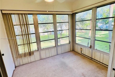 Condo in Margate, Florida, 1 bedroom  № 1960239 - photo 26