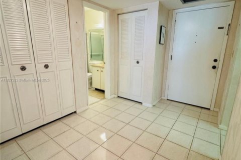 Condo in Margate, Florida, 1 bedroom  № 1960239 - photo 6