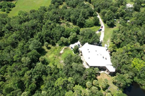 House in Arcadia, Florida 5 bedrooms, 836.12 sq.m. № 1915904 - photo 3