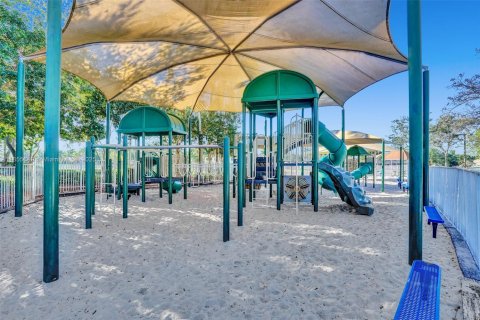 Casa en venta en Weston, Florida, 4 dormitorios, 241.08 m2 № 1878560 - foto 28