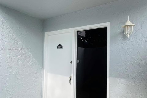 Copropriété à vendre à Deerfield Beach, Floride: 1 chambre, 88.26 m2 № 1979767 - photo 3