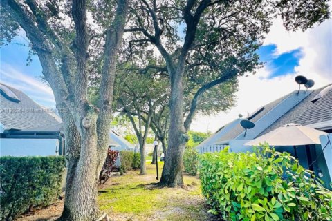 Copropriété à vendre à Deerfield Beach, Floride: 1 chambre, 88.26 m2 № 1979767 - photo 23