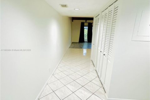Copropriété à vendre à Deerfield Beach, Floride: 1 chambre, 88.26 m2 № 1979767 - photo 19