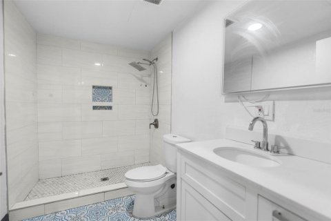 Casa en venta en Tampa, Florida, 3 dormitorios, 102.75 m2 № 1914834 - foto 16