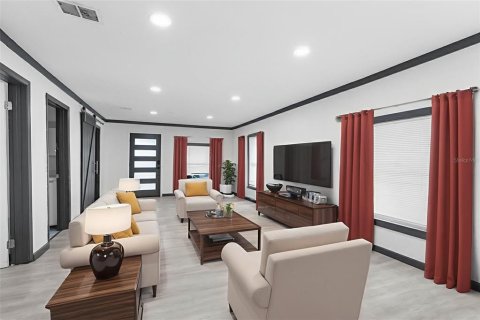 Casa en venta en Tampa, Florida, 3 dormitorios, 102.75 m2 № 1914834 - foto 2
