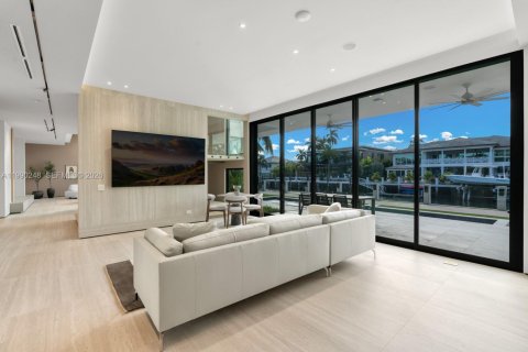 Casa en alquiler en Fort Lauderdale, Florida, 6 dormitorios № 2057614 - foto 21
