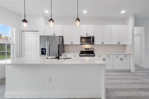 Villa ou maison à louer à Ocala, Floride: 4 chambres, 151.43 m2 № 2418750 - photo 12