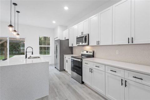 Villa ou maison à louer à Ocala, Floride: 4 chambres, 151.43 m2 № 2418750 - photo 14
