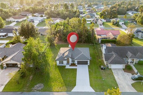 Villa ou maison à louer à Ocala, Floride: 4 chambres, 151.43 m2 № 2418750 - photo 2