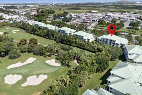 Condo in Doral, Florida, 3 bedrooms  № 1959595 - photo 26