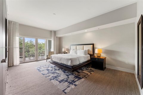 Condo in Doral, Florida, 3 bedrooms  № 1959595 - photo 10