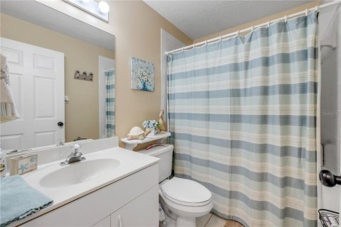 House in New Smyrna Beach, Florida 3 bedrooms, 153.85 sq.m. № 2393802 - photo 18