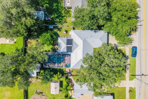 House in New Smyrna Beach, Florida 3 bedrooms, 153.85 sq.m. № 2393802 - photo 28