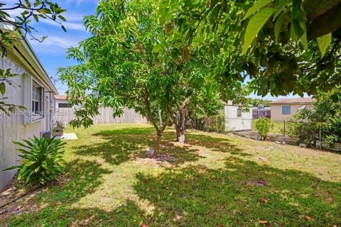 Купить виллу или дом в Майами, Флорида 5 спален, 129.88м2, № 2006718 - фото 9