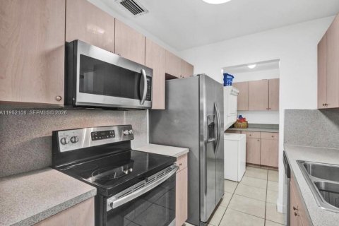 Купить виллу или дом в Майами, Флорида 5 спален, 129.88м2, № 2006718 - фото 26