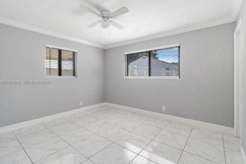 Villa ou maison à louer à Plantation, Floride: 3 chambres, 163.6 m2 № 2078497 - photo 18