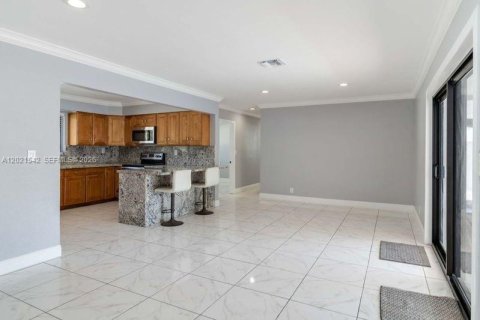 Villa ou maison à louer à Plantation, Floride: 3 chambres, 163.6 m2 № 2078497 - photo 7