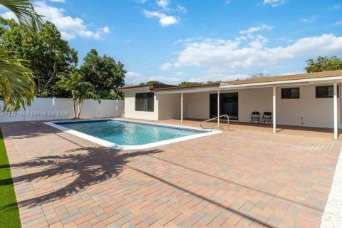 Villa ou maison à louer à Plantation, Floride: 3 chambres, 163.6 m2 № 2078497 - photo 29