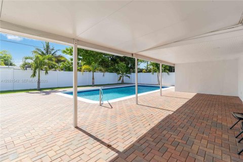 Villa ou maison à louer à Plantation, Floride: 3 chambres, 163.6 m2 № 2078497 - photo 28