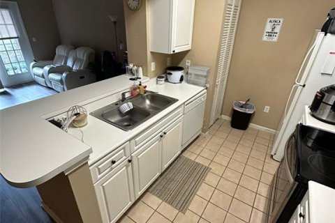 Condominio en alquiler en Orlando, Florida, 1 dormitorio, 69.96 m2 № 1581189 - foto 5
