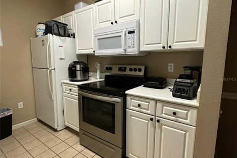 Снять в аренду кондоминиум в Орландо, Флорида 3 комнаты, 69.96м2, № 1581189 - фото 4