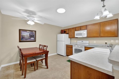 Купить виллу или дом в Те-Виллиджис, Флорида 6 комнат, 107.4м2, № 1914500 - фото 18