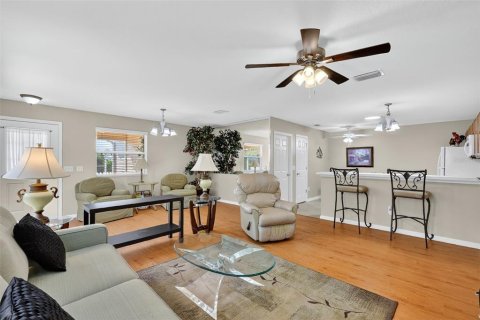 Купить виллу или дом в Те-Виллиджис, Флорида 6 комнат, 107.4м2, № 1914500 - фото 11