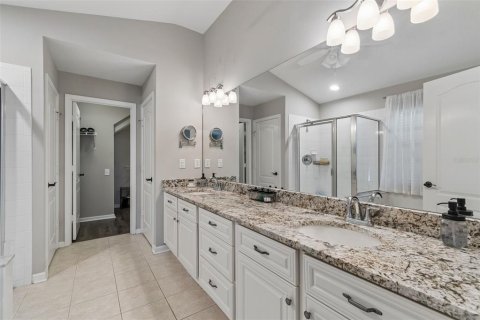 Casa en venta en Wesley Chapel, Florida, 3 dormitorios, 210.33 m2 № 2096545 - foto 30