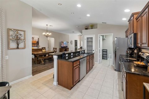 Casa en venta en Wesley Chapel, Florida, 3 dormitorios, 210.33 m2 № 2096545 - foto 19