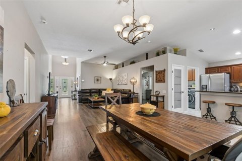 Casa en venta en Wesley Chapel, Florida, 3 dormitorios, 210.33 m2 № 2096545 - foto 12