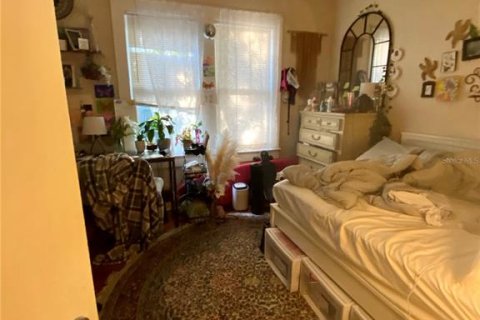 Propiedad comercial en venta en Gainesville, Florida, 7 dormitorios, 262.54 m2 № 2166351 - foto 8