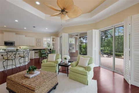 House in Bradenton, Florida 2 bedrooms, 209.96 sq.m. № 2151871 - photo 18