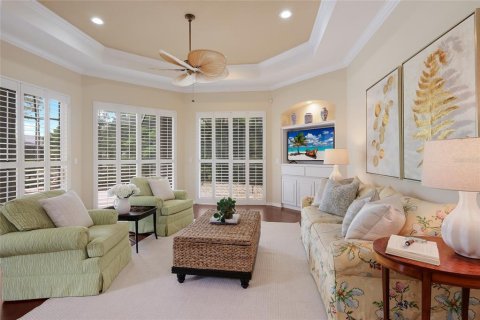 House in Bradenton, Florida 2 bedrooms, 209.96 sq.m. № 2151871 - photo 8