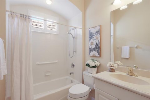 House in Bradenton, Florida 2 bedrooms, 209.96 sq.m. № 2151871 - photo 23